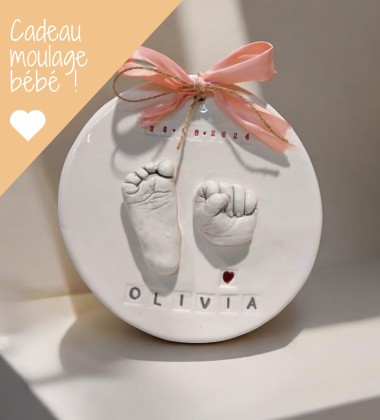 Carte cadeau moulage céramique des mains et des pieds de bébé !
Atelier de poterie Moineaux & Co à Quimper.